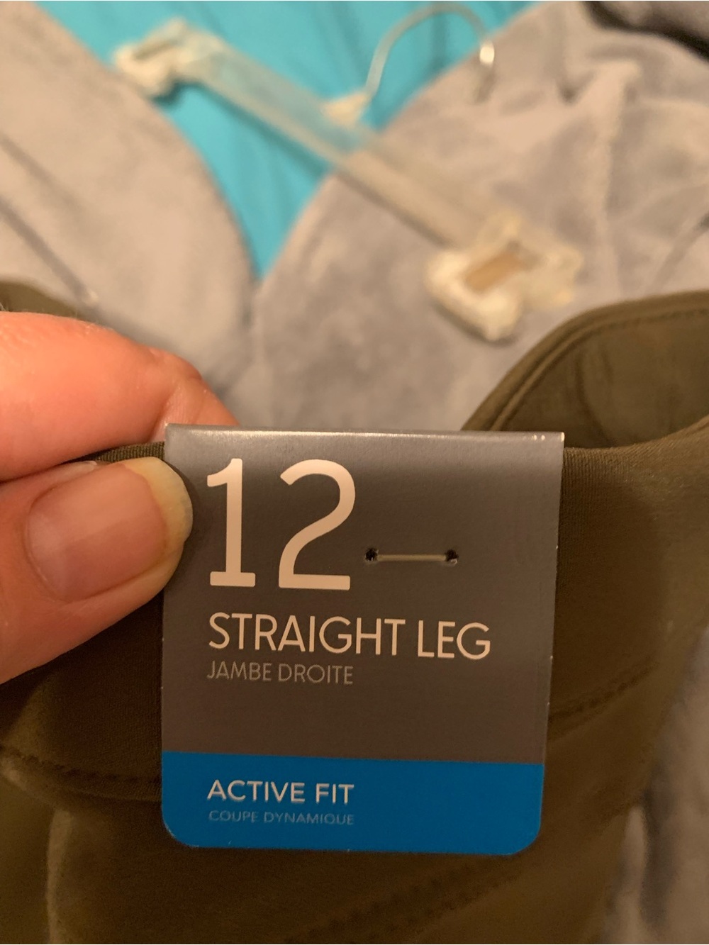 New active Columbia Women's Olive Straight-Leg Performance Pants. Size 12 - Picture 7 of 9